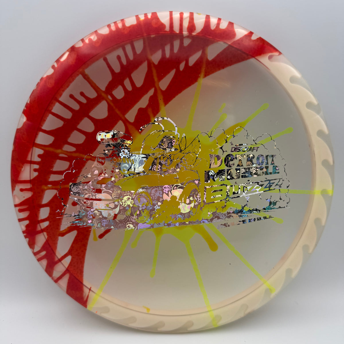 Discraft Fly-Dye Fuzed Buzzz Worlds